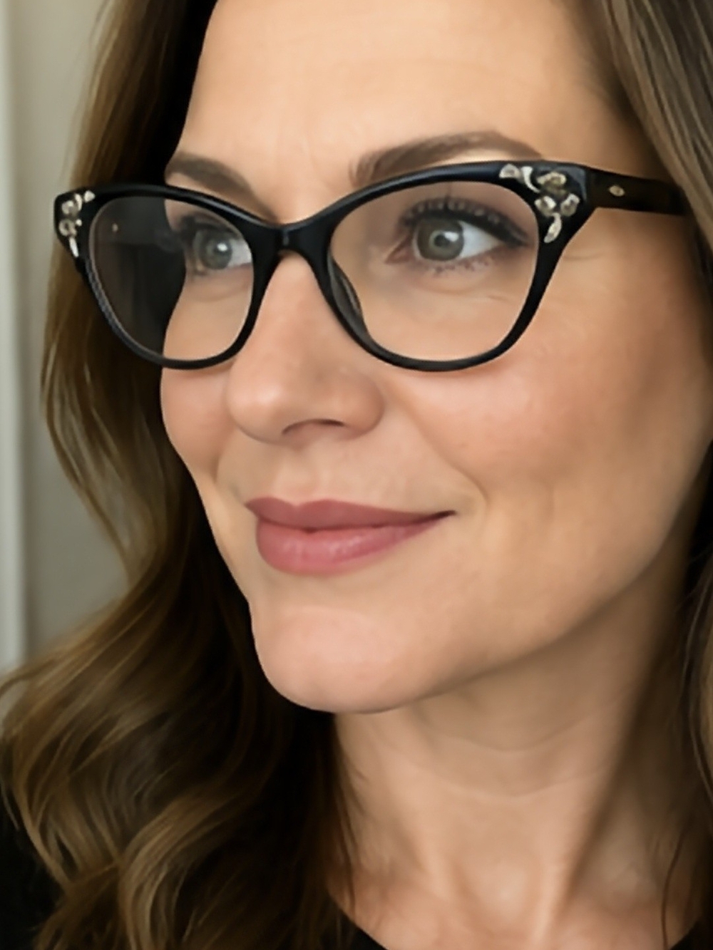 Vitage Cat Eye Tura Glasses With Case